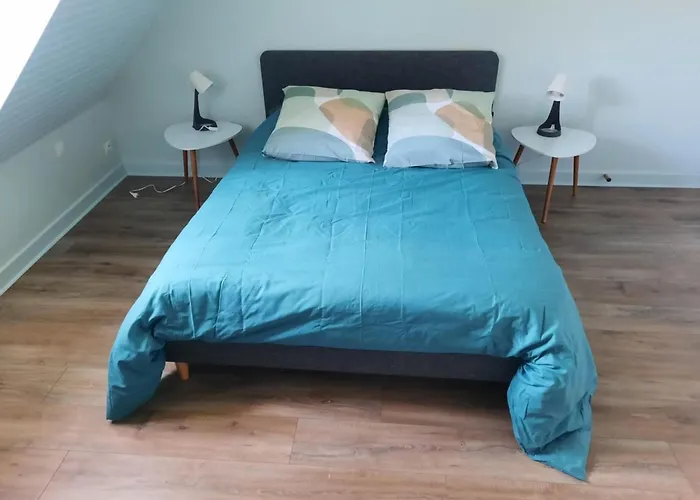 Familial Pres De Vichy Avec Jardin Et Activites - Fr-1-489-486 Holiday home Rongeres